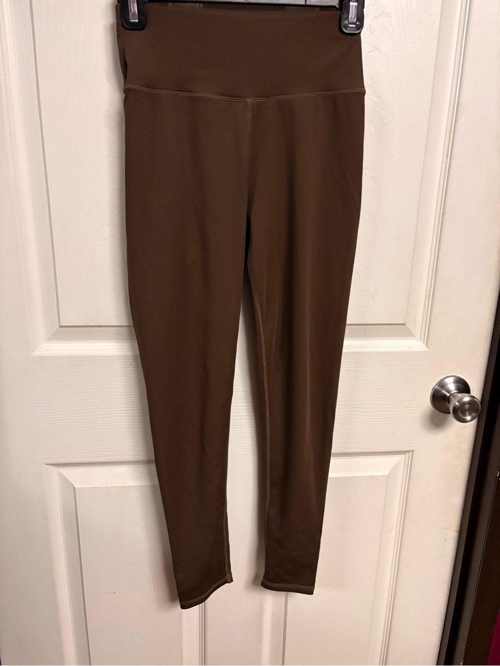 High-Rise Brown Women's Leggings - Sleek Everyday Stretch